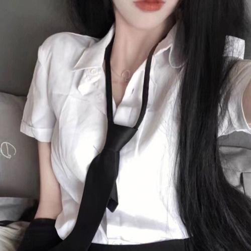 真千金她只谋权，不谋爱